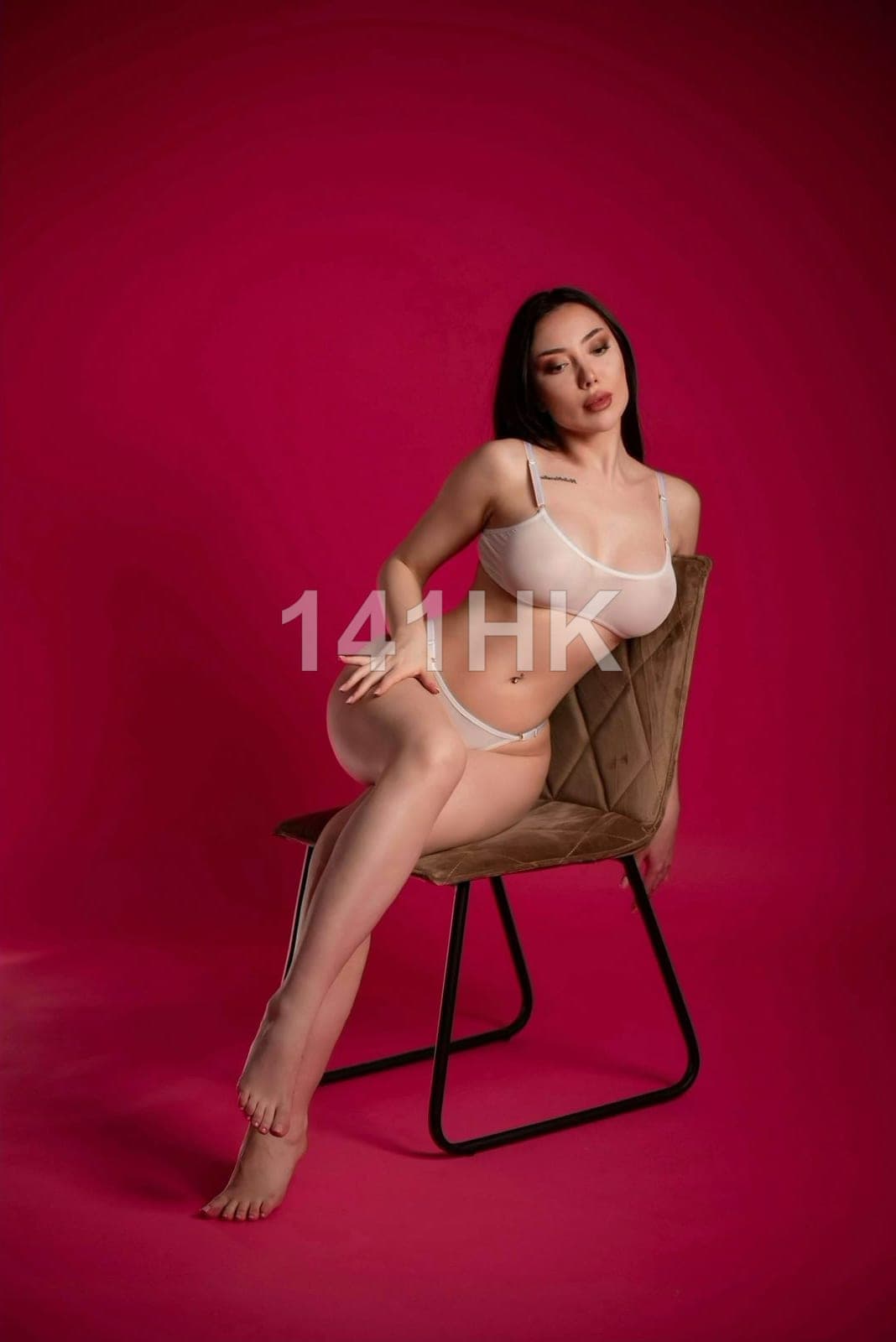 Apple — Yau Tsim Mong 141HK portrait 7