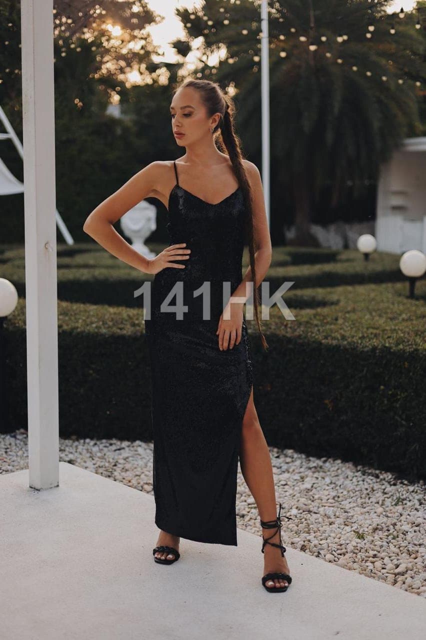 Rina — Wan Chai 141HK portrait 6