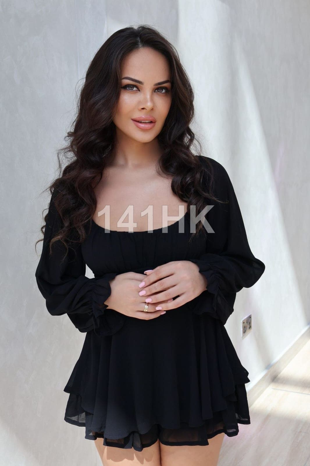 Vivian — Wan Chai 141HK portrait 8