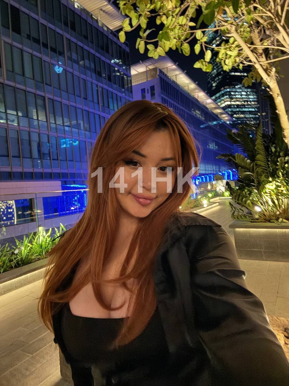 Momo — Tsim Sha Tsui 141HK portrait 4