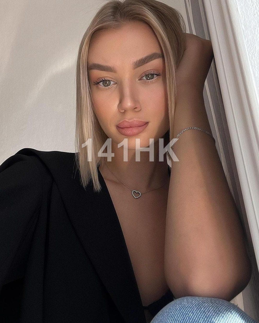Lily — Tsim Sha Tsui 141HK portrait 4