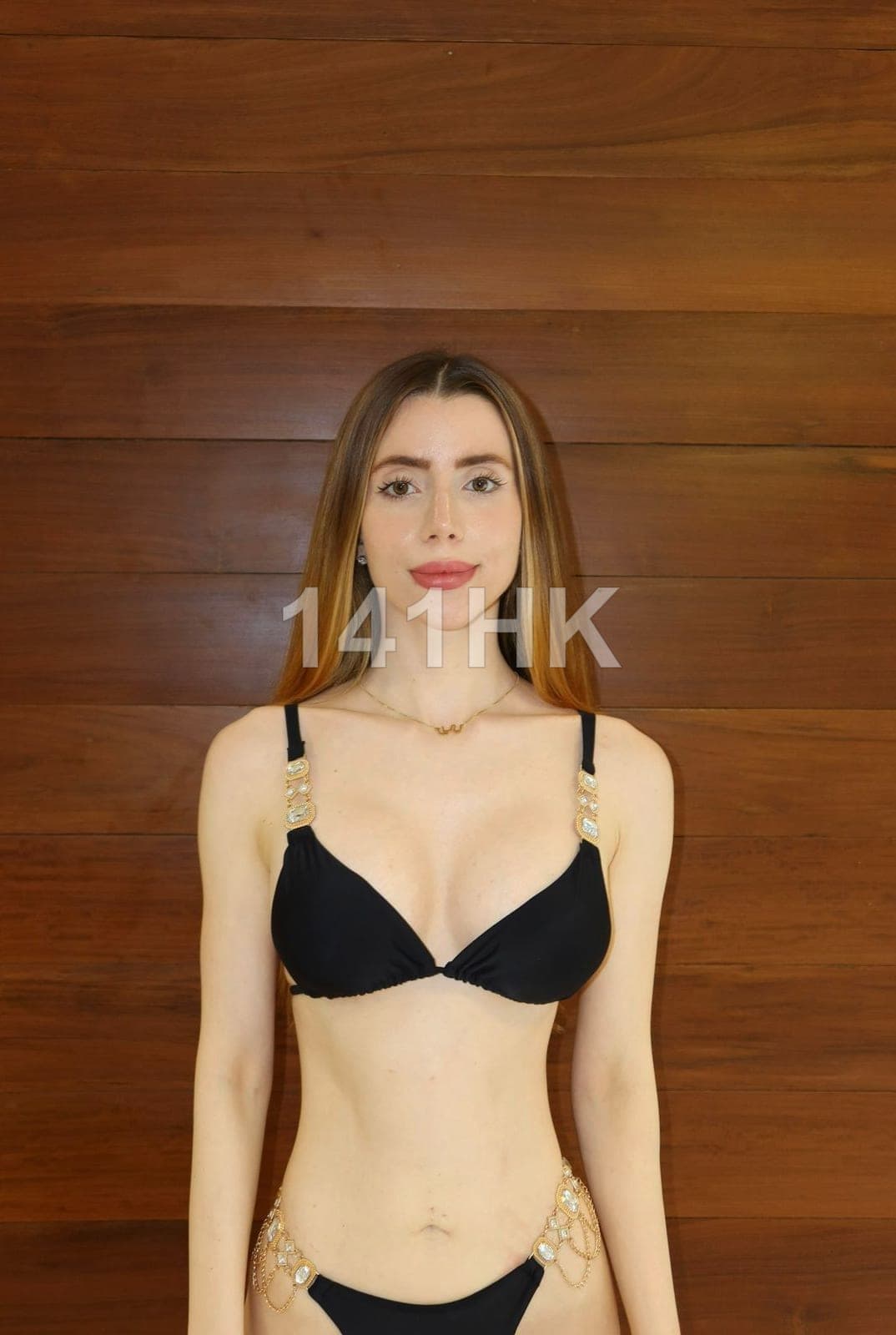 Mandy — Sha Tin 141HK portrait 1