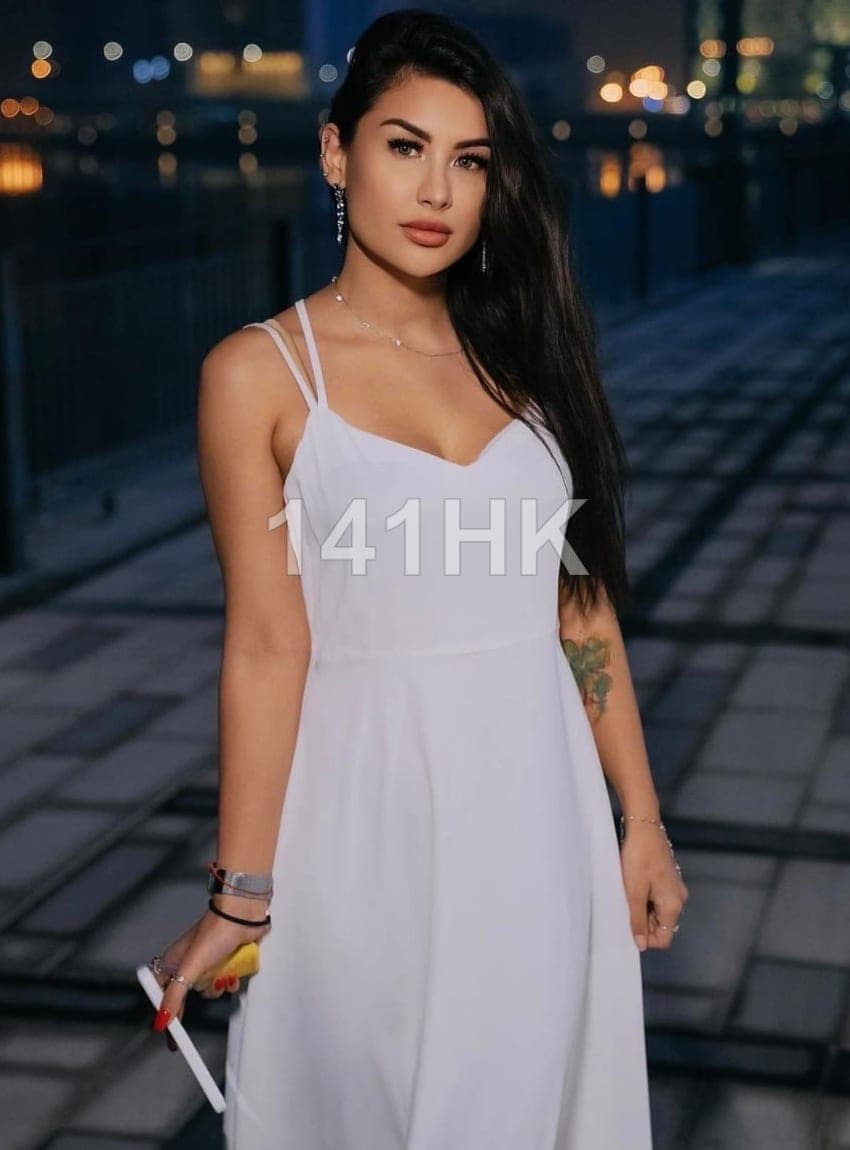Apple — Yuen Long 141HK portrait 2