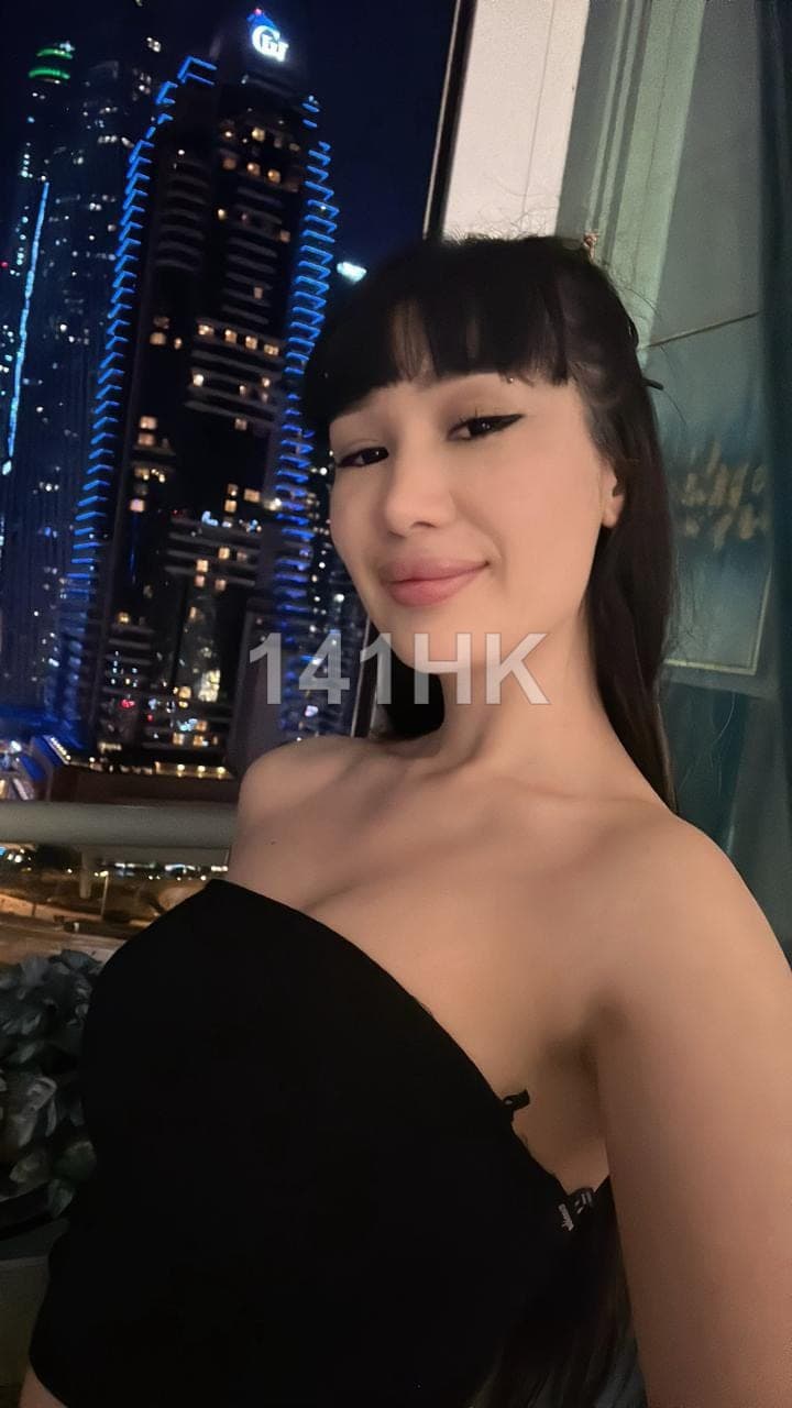 Hina — Sha Tin 141HK portrait 3
