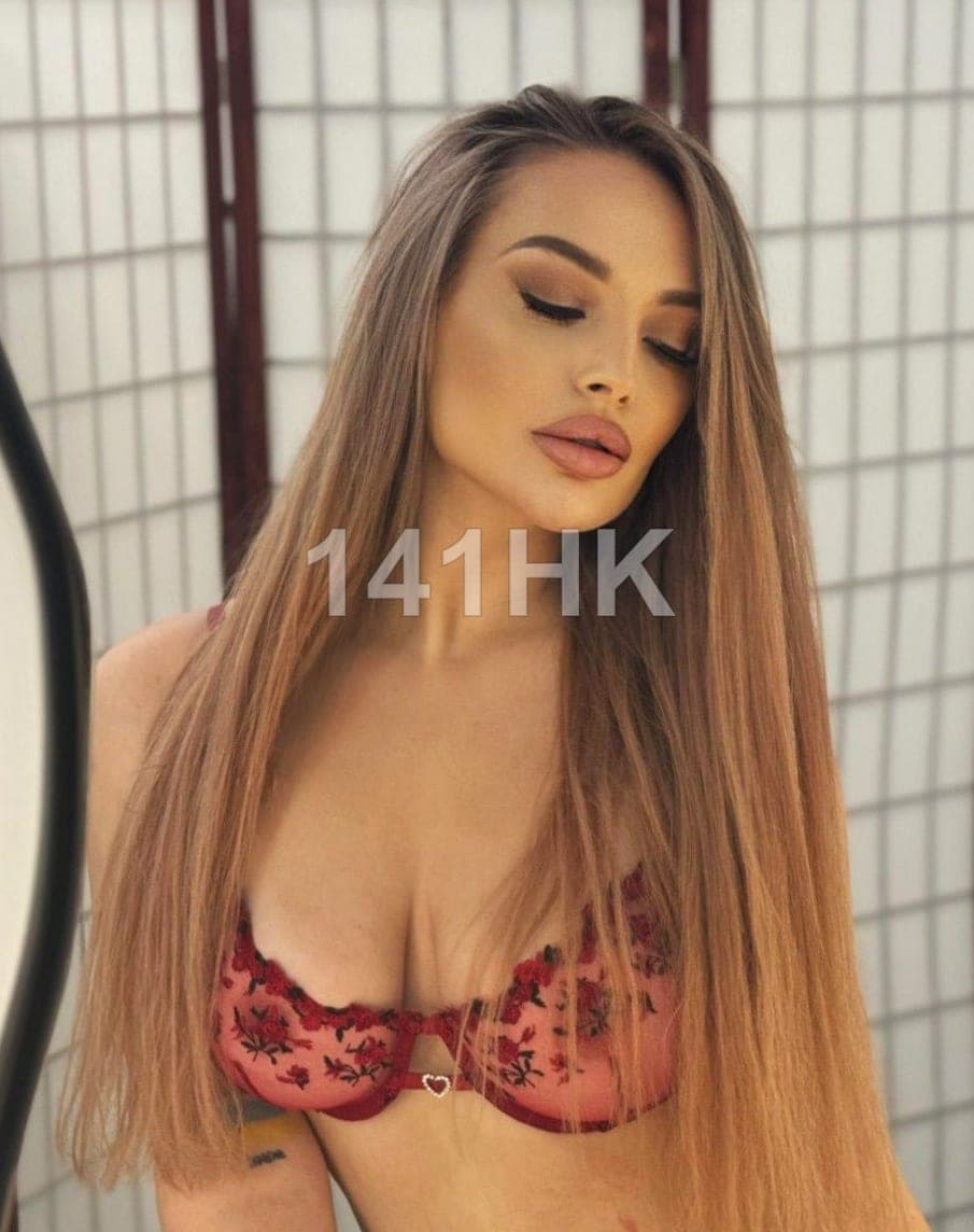 小薇 — Sha Tin 141HK portrait 6