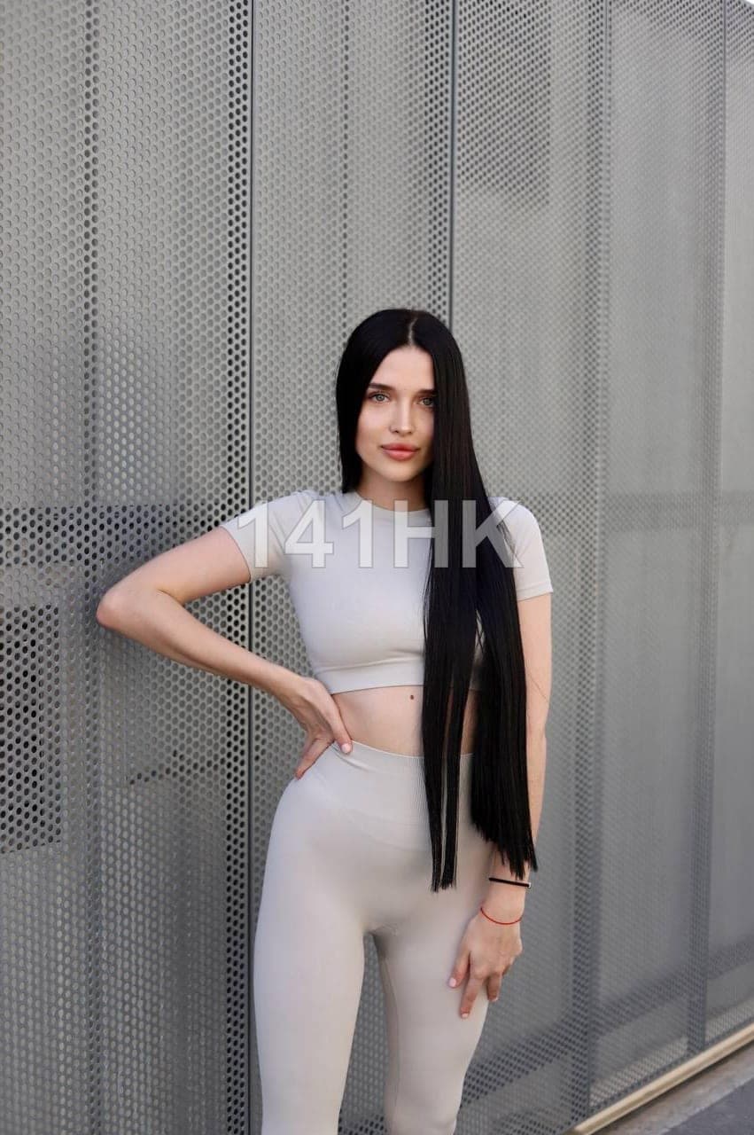 曉彤 — Wong Tai Sin 141HK portrait 1