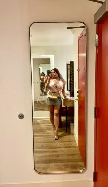 Mia — eastern 141HK photo 21