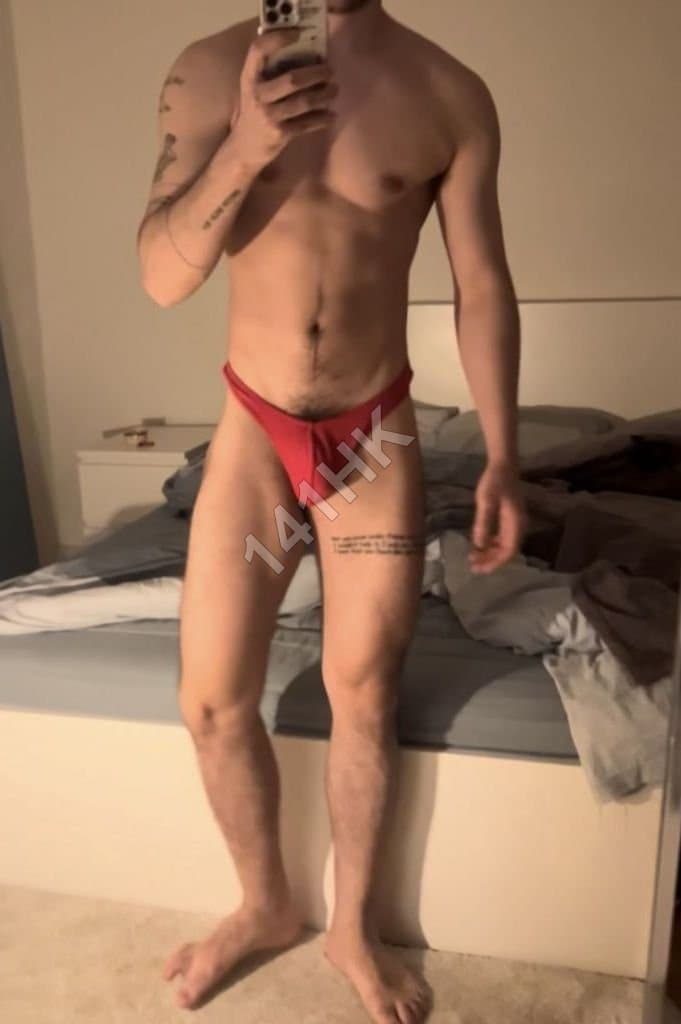 Dan — central 141HK photo 6
