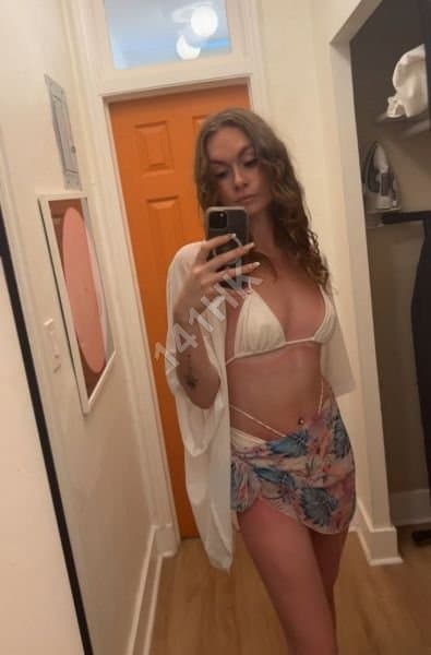 Rachel — eastern 141HK photo 2