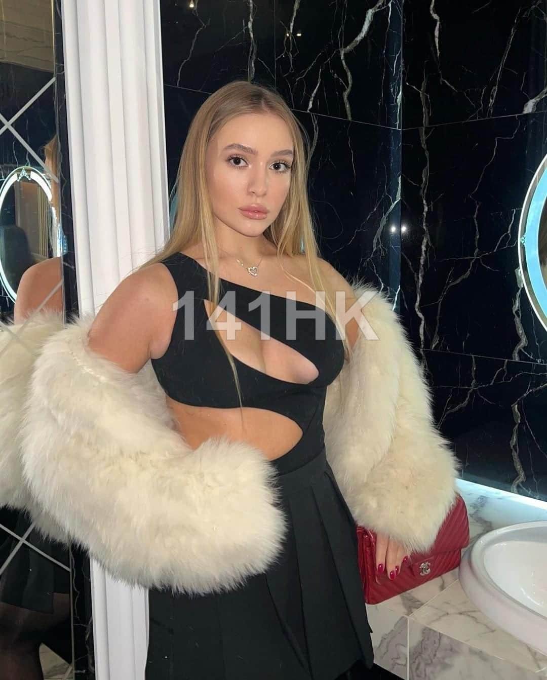Escort Praew Tuen Mun